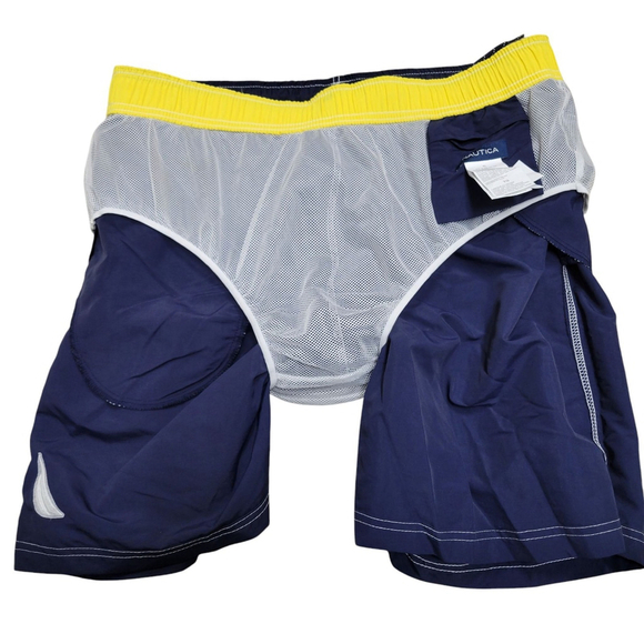 Nautica Embroidered Logo Men's Swim Shorts Size XL Excellent Condition - Picture 5 of 6
